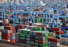 兩岸進出口 前8月衰退逾2成 大陸公布今年前8月貿易進出口數據,和去年相較持平。圖/引自微博