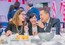 侯友宜赴AIT華府總部 羅森柏格親迎 侯友宜在臉書貼文感謝羅森伯格,強調兩人分享了彼此的美國或台灣經驗。圖/取自侯友宜臉書