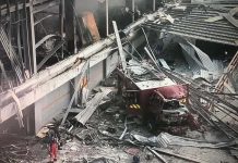 爆炸釀百死傷!檢出手 助家屬扣押明揚財產防脫產 明揚國際22日的爆炸案,威力之大連廠房前面的消防車,都被炸成廢鐵。圖/消防局提供