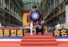 潛艦國造招誰惹誰是馬文君?郭璽? 網友一面倒指向他 圖/總統府提供