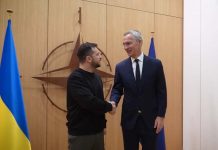 澤倫斯基首訪北約總部 爭取增援武器以應冬季作戰 澤倫斯基11日訪問北約總部,右為北約秘書長史托騰柏格(Jens Stoltenber)。圖/取自臉書Володимир Зеленський