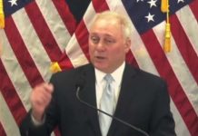 美眾議院議長爭奪戰 共和黨第二把手退選 共和黨第二號人物史卡利塞宣布退出美國眾議院議長爭奪戰。圖/翻攝自Steve Scalise (@SteveScalise) / X