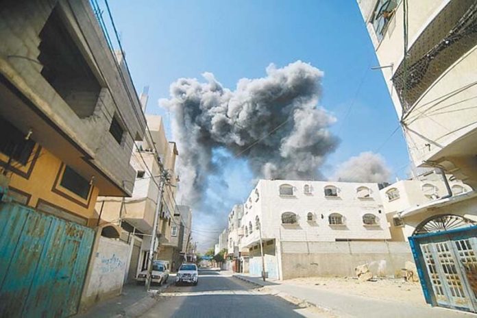以色列大規模空襲加薩地區。圖／新華社