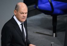 以巴衝突後首位訪以領袖 德國總理蕭茲警告伊朗勿捲入 德國總理蕭茲出訪以色列,成為以巴衝突以來首位到訪的外國領袖。圖/取自蕭茲臉書