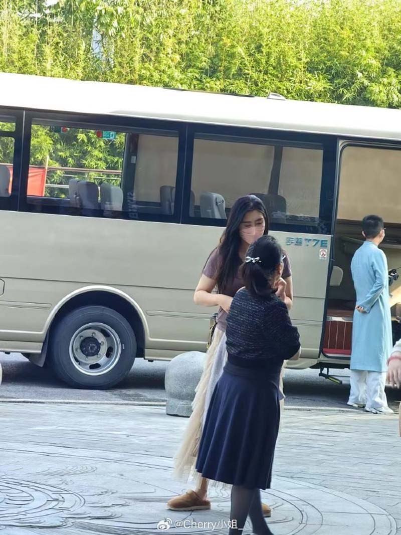 56歳的王祖賢身材高挑。圖／Cherry微博