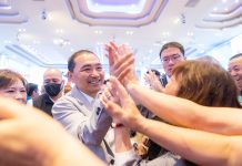 侯友宜媒體專訪首鬆口 願接受「柯侯配」 國民黨總統參選人侯友宜接受媒體專訪,鬆口願意接受「柯侯配」,呼籲民眾黨總統參選人柯文哲盡快接受民主初選與民調的折衷方案。圖/引自侯友宜臉書