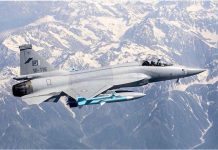 巴基斯坦從中國引進戰機 威脅印S-400防空系統 巴基斯坦和中國合製的梟龍戰機。圖/取自新華網