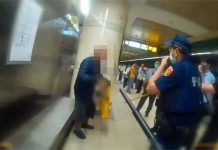 捷運西門站亮刀 捷運警圍捕制止 亮刀嫌犯遭警方制伏。圖/翻攝自網路