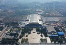 湖南邵陽站新面貌 高鐵、普鐵、貨運、公車四合一 圖/擷取自央視新聞台