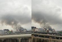 新北泰山鐵皮工廠大火 黑龍捲橫掃天際 圖/網友提供