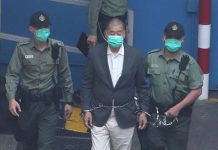 中國人反對英國人資本家黎智英 圖/翻攝畫面