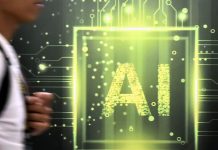 國戰會論壇/AI在美中競爭的三大層次 美國陸戰研究所在2018年10月發布的《影響力機器:作為戰略打擊機制的自動化資訊作戰》報告中指出,AI可對受眾人群進行密集型的資訊「轟炸」,從而成為影響輿論,不利他人有利自己的政治武器。