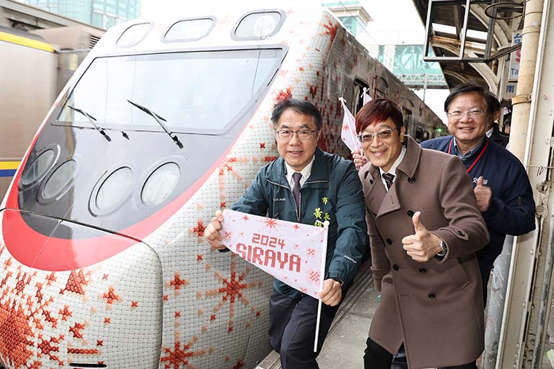 主題彩繪列車「SIRAYA西拉雅號」今正式啟航 黃偉哲歡迎民眾規劃臺南鐵道之旅