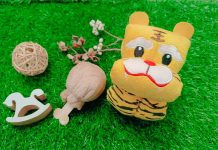 臺南古蹟限定虎爺運動毛巾組上市 「虎你好額 咬錢轉來」 圖/台南市文化局