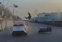 轎車過彎闖燈騎士遭撞騰空飛起旋轉360度重摔 圖/翻攝自網路