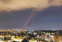 國戰會論壇/以伊隔空互打 兩岸無人機對戰勝算多少?(譚傳毅) 俄烏戰爭、伊朗與以色列隔空互打啟發了許多人,不只是無人機,幾乎所有軍事作戰都受到了檢驗。圖/路透社