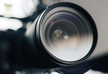 何豪毅專欄/新華社記者盯梢?造謠媒體與其套路 示意圖/取自pexels