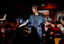 羅志祥杭州粉絲見面會感動落淚,宣布愛心助學行動 圖/翻攝羅志祥工作室微博