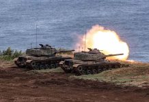 國戰會論壇/漢光演習去中心化指管就是傻瓜共識(譚傳毅) 今年漢光40號演習包括去中心化指揮管制,是模擬指揮鏈(包括戰術數據鏈)在戰時被切斷,和上級指揮單位失去聯絡時,各作戰區、各基本作戰單元將如何落實獨立作戰能力。圖為澎湖漢光反登陸作戰。