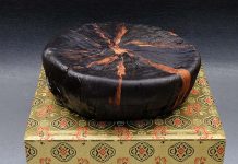 近百年老茶膏再現人間 攝影/吳德亮