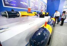 國戰會論壇/潛艦國造的頭號勁敵-無人潛航器(譚傳毅) 圖為2020青島國際海洋科技展覽會上,展出的水下無人潛航器。