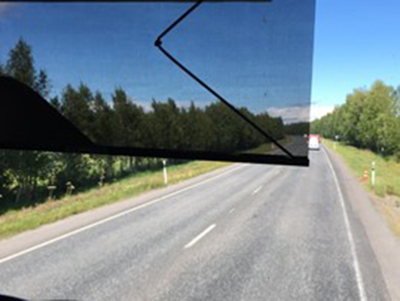 進入芬蘭的拉普蘭區，沿線道路寬廣平穩。