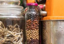 初十一開運法 五色豆招財術簡單又有效 「五色豆招財法」象徵收納「五方之財」,也代表財富源源不絕