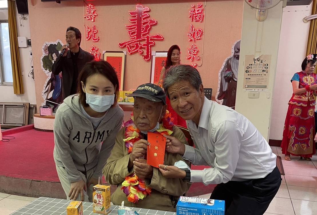 （有影片）／從烽火歲月到百歲榮光　彰化榮家舉辦百歲紀壽儀式