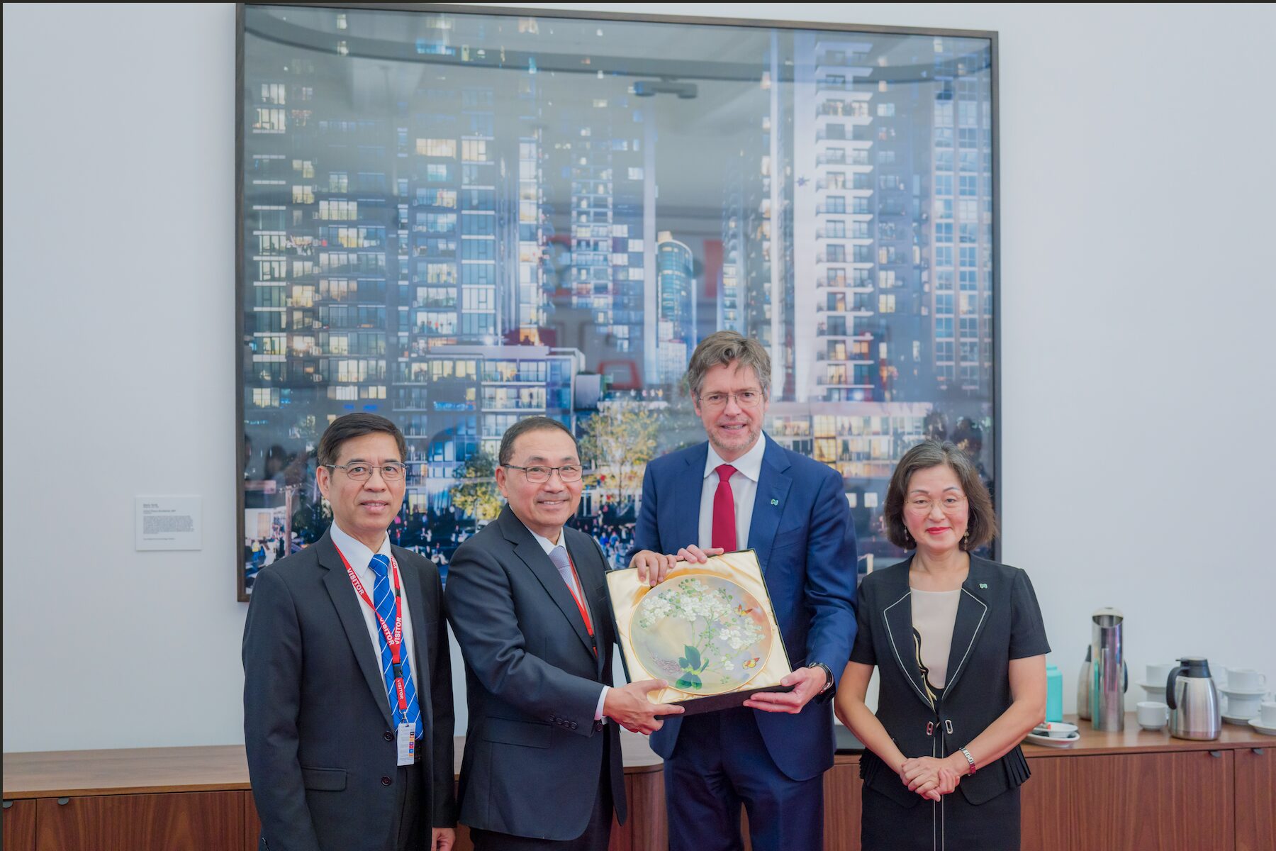 TERHLBQWWsyhRFrvzR63