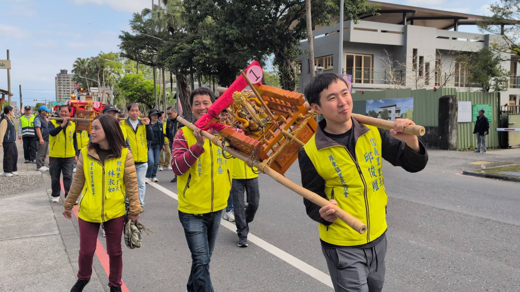 2月2日土地公生  土地公春遊羅東千人走春祈福