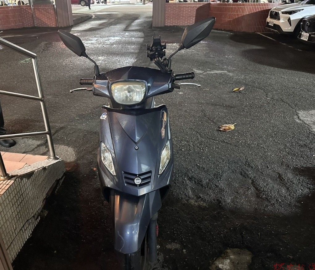 桃園外送員機車沒熄火秒被偷騎 賊接電話竟道歉還指路 桃園外送員機車沒熄火秒被偷騎 賊接電話竟道歉還指路