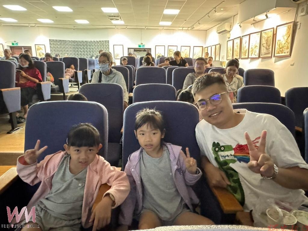 永靖公所變身親子電影院 魏碩衛鄉長首辦「早鳥電影院」大小朋友看得開心 永靖公所變身親子電影院 魏碩衛鄉長首辦「早鳥電影院」大小朋友看得開心