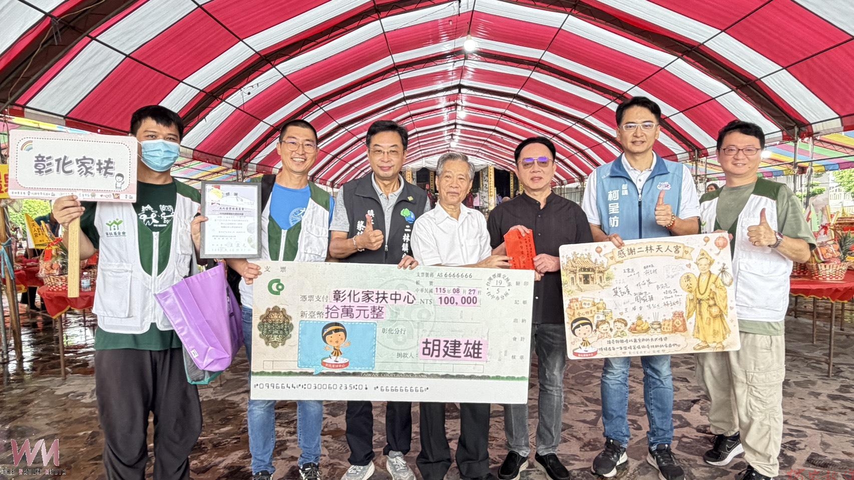 (有影片)/中元普渡不只拜拜!天人宮捐4500公斤白米助家扶 (有影片)/中元普渡不只拜拜!天人宮捐4500公斤白米助家扶