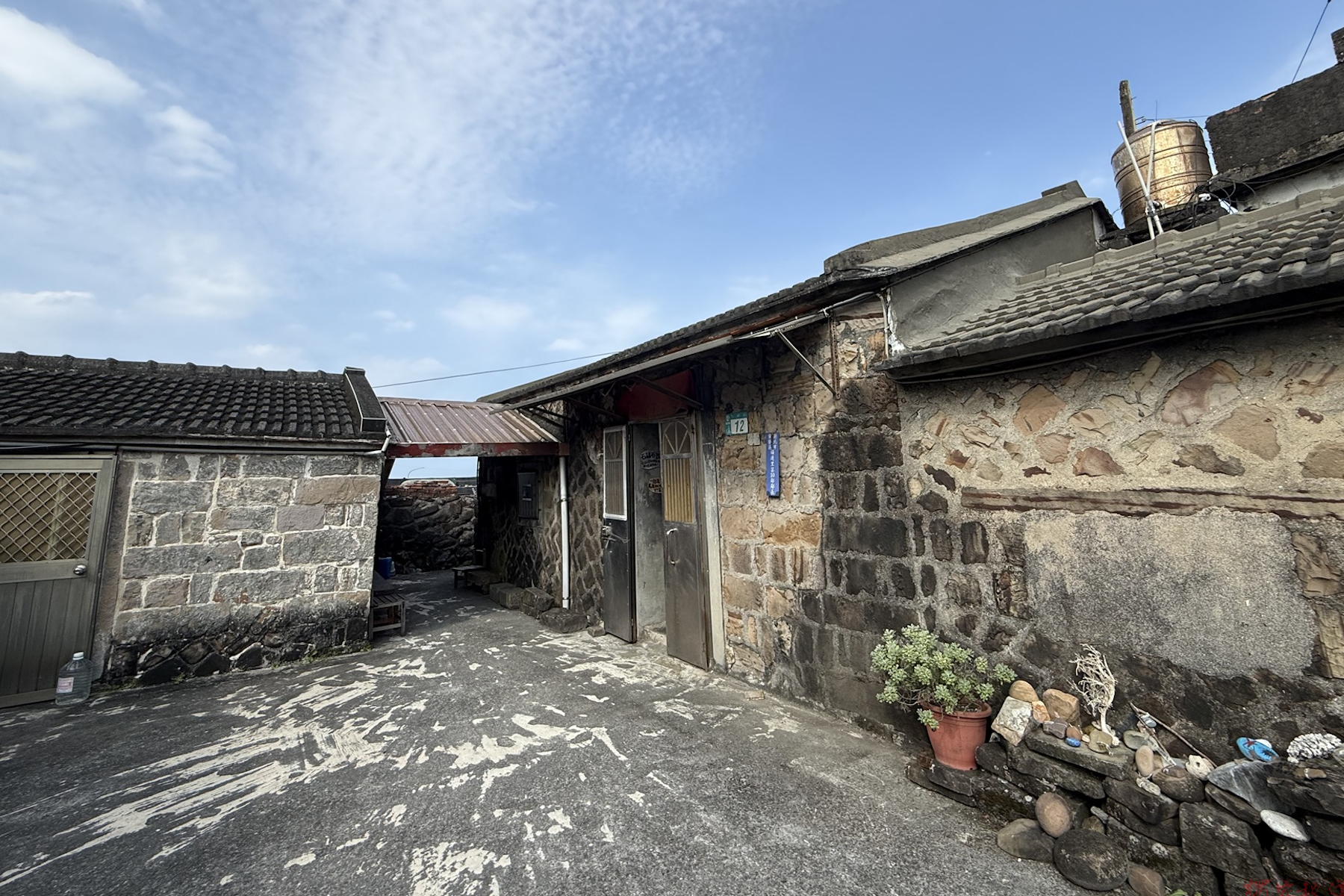 新北市政府公告登錄貢寮區馬崗街11與12號民宅為歷史建築 新北市政府公告登錄貢寮區馬崗街11與12號民宅為歷史建築