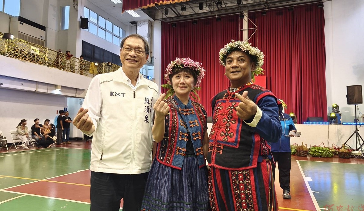 獅子鄉運動會結合小米收穫祭 蘇清泉冒雨挺原鄉倡福利政策 獅子鄉運動會結合小米收穫祭 蘇清泉冒雨挺原鄉倡福利政策