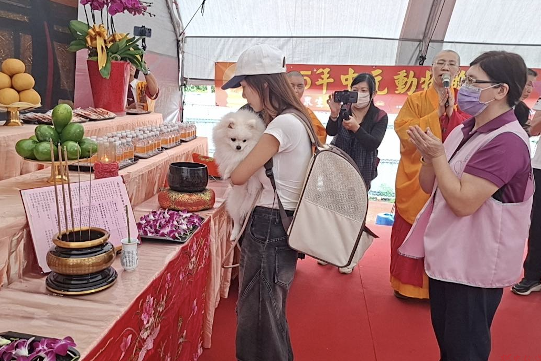 新北市動保處攜手金光明寺舉辦中元動物聯合法會百位飼主追思毛寶貝 新北市動保處攜手金光明寺舉辦中元動物聯合法會百位飼主追思毛寶貝
