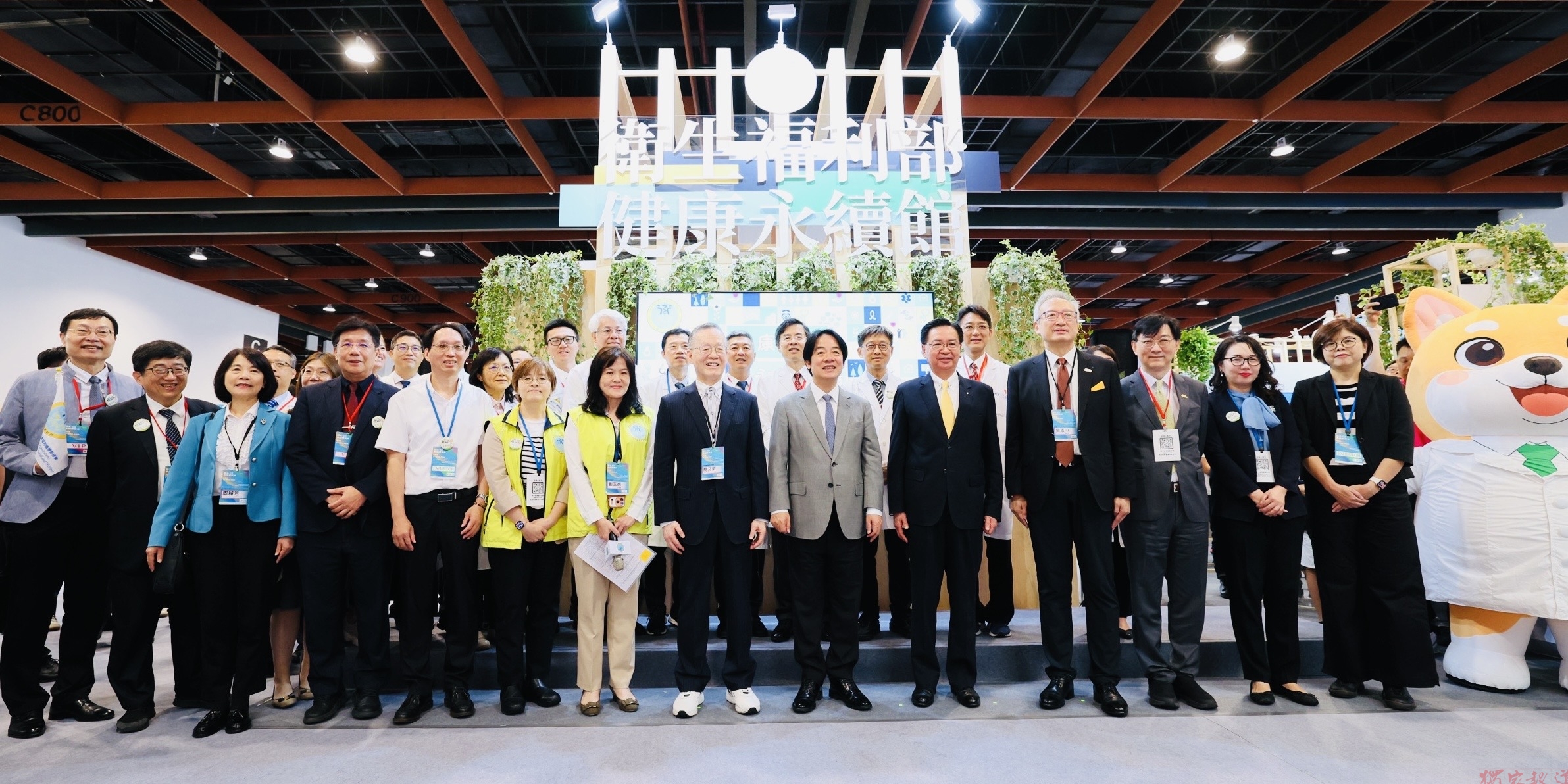 衛福部參與亞太永續博覽會展示綠色醫療與數位韌性轉型成果 衛福部參與亞太永續博覽會展示綠色醫療與數位韌性轉型成果