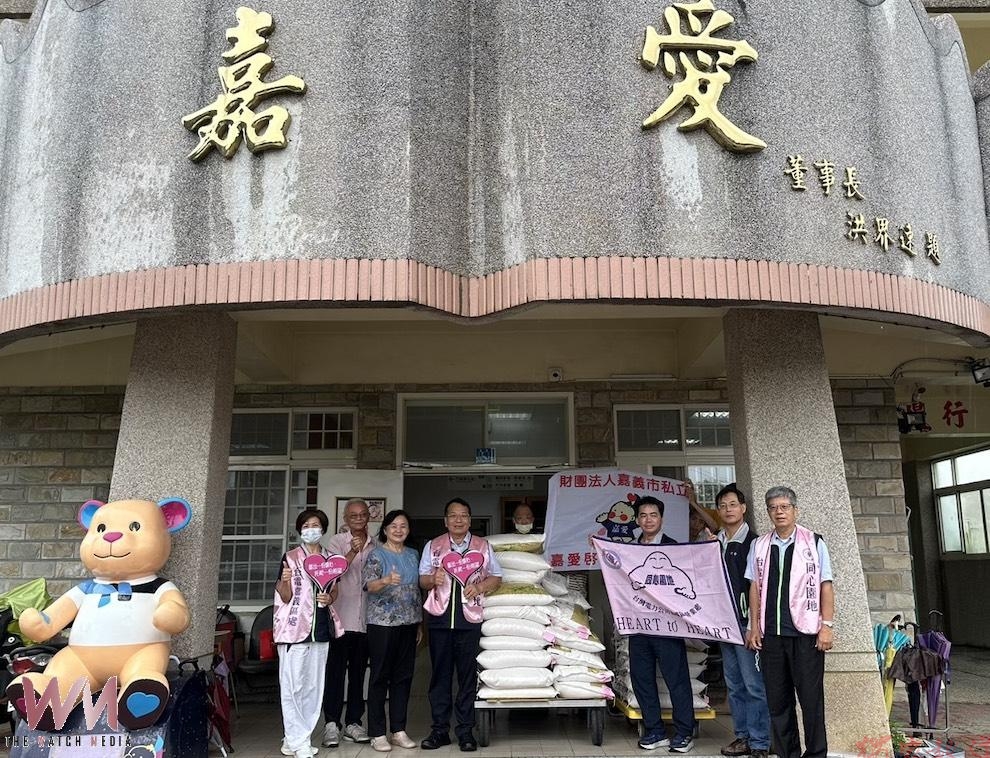 台電嘉義區處募逾2.2噸白米 將普渡善念化暖流送助弱勢 台電嘉義區處募逾2.2噸白米 將普渡善念化暖流送助弱勢