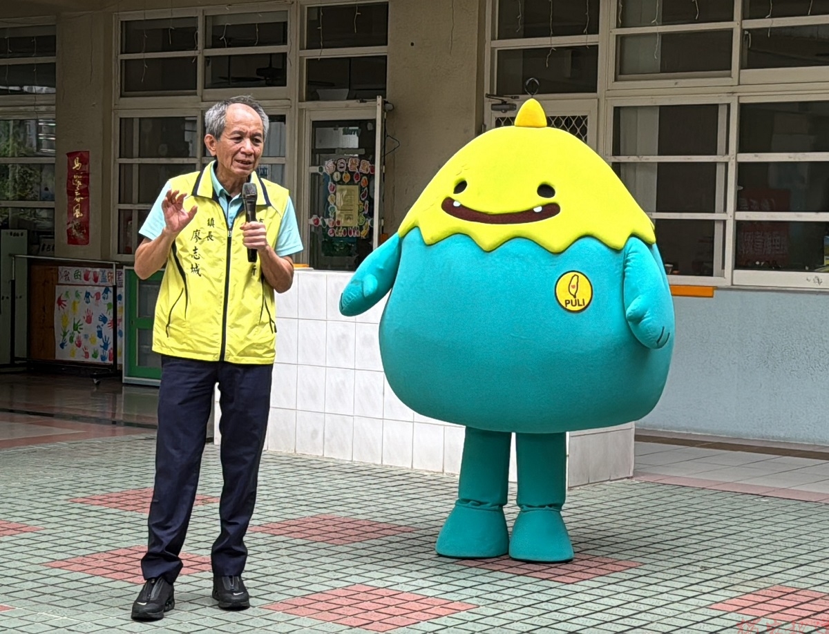 埔里鎮清潔隊校園環境教育巡迴宣導 「動手最貼心 環保永存心」 埔里鎮清潔隊校園環境教育巡迴宣導 「動手最貼心 環保永存心」