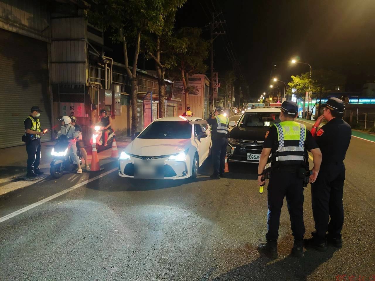 九合一大選逼近 平鎮分局警淨化治安 查獲酒毒駕及通緝犯展現決心 九合一大選逼近 平鎮分局警淨化治安 查獲酒毒駕及通緝犯展現決心