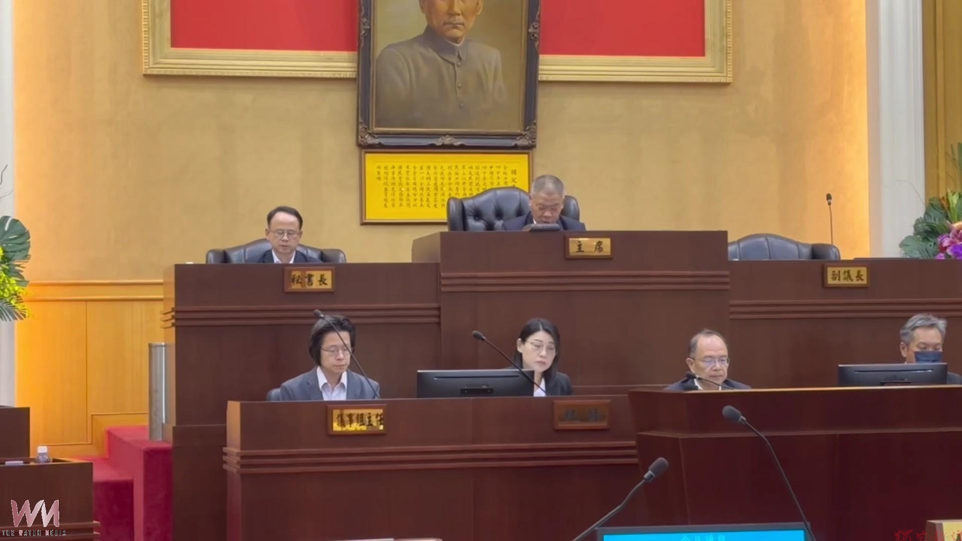 謝典霖遭押衝擊彰化議會 許原龍主持:先做好分內工作 謝典霖遭押衝擊彰化議會 許原龍主持:先做好分內工作