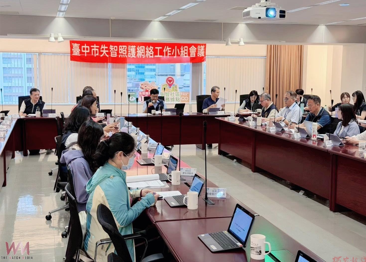 台中失智照護網全面擴大 12家共照中心、50處據點串聯醫療與社區 台中失智照護網全面擴大 12家共照中心、50處據點串聯醫療與社區