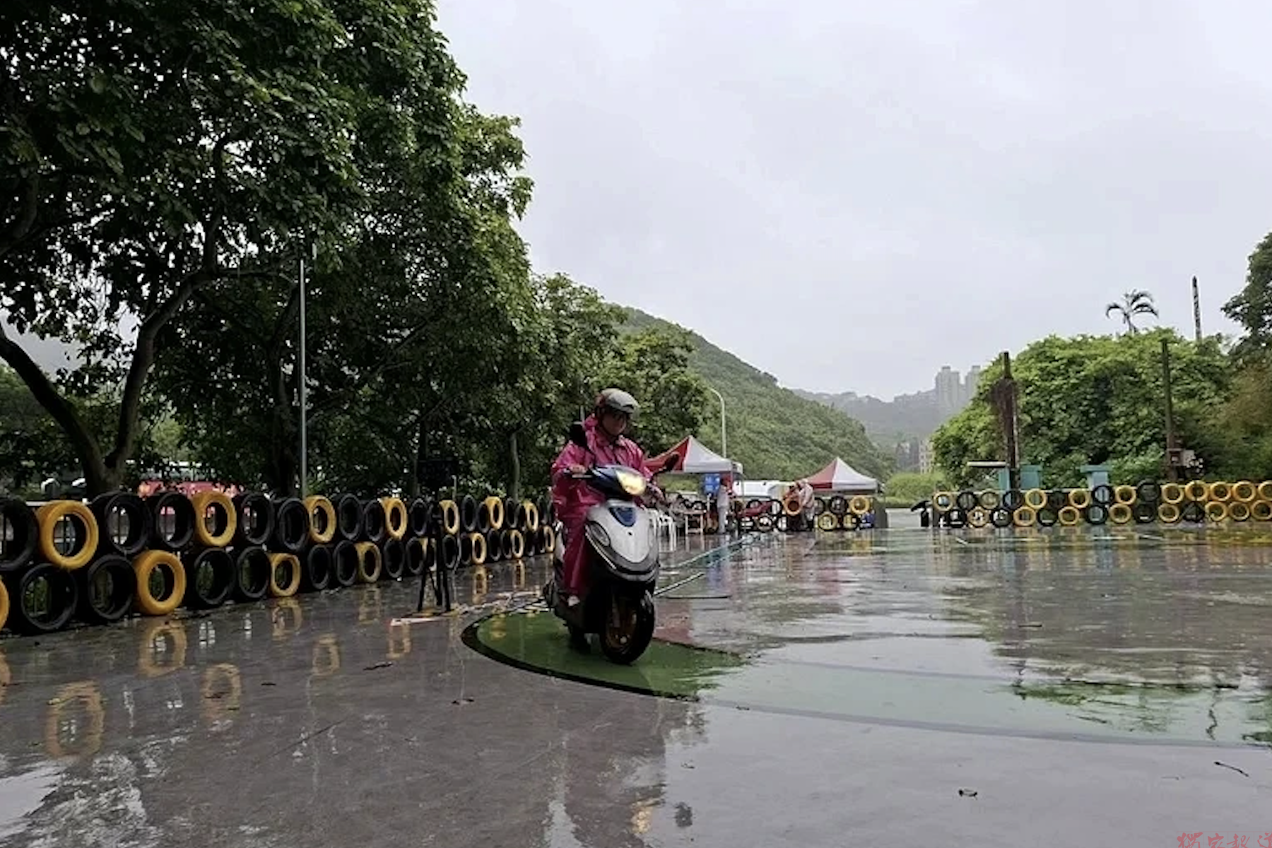 便利偏鄉民眾考照 萬里區公所與基隆監理站合作提供一站式服務 便利偏鄉民眾考照 萬里區公所與基隆監理站合作提供一站式服務