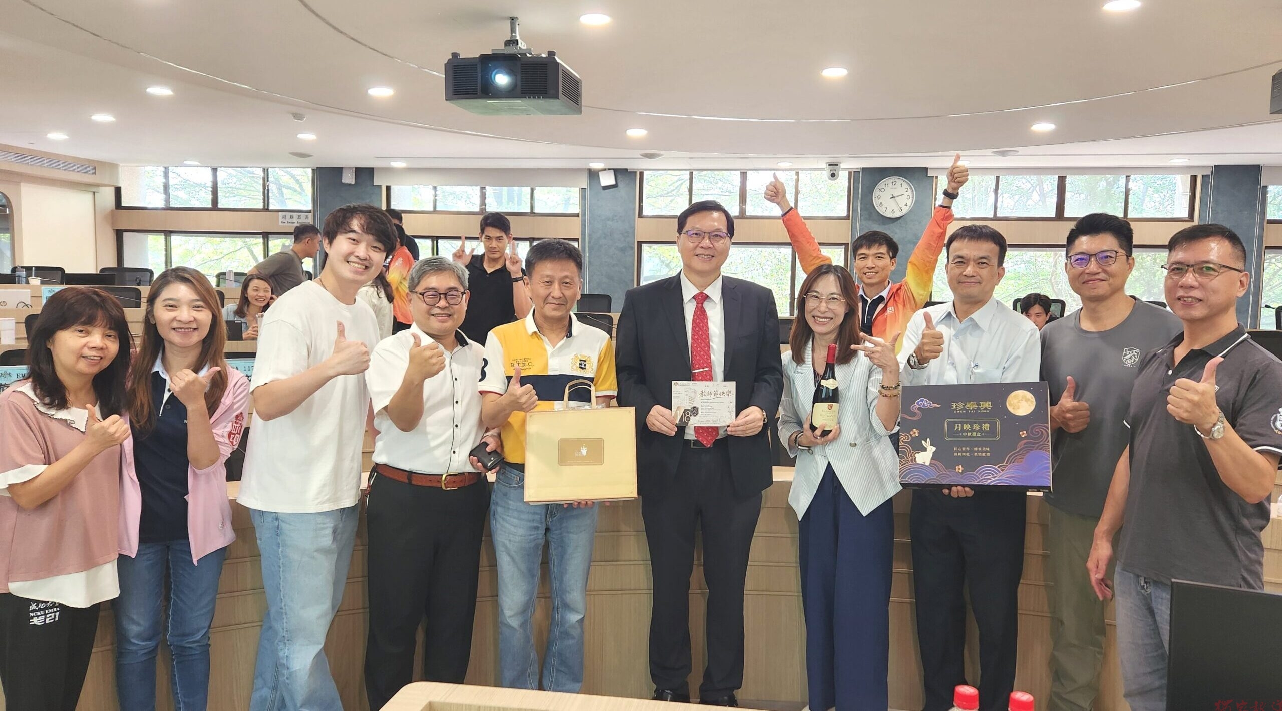 如何從單店走向連鎖 王正坤醫師受邀成大EMBA開課 解析連鎖品牌企業經營 如何從單店走向連鎖 王正坤醫師受邀成大EMBA開課 解析連鎖品牌企業經營