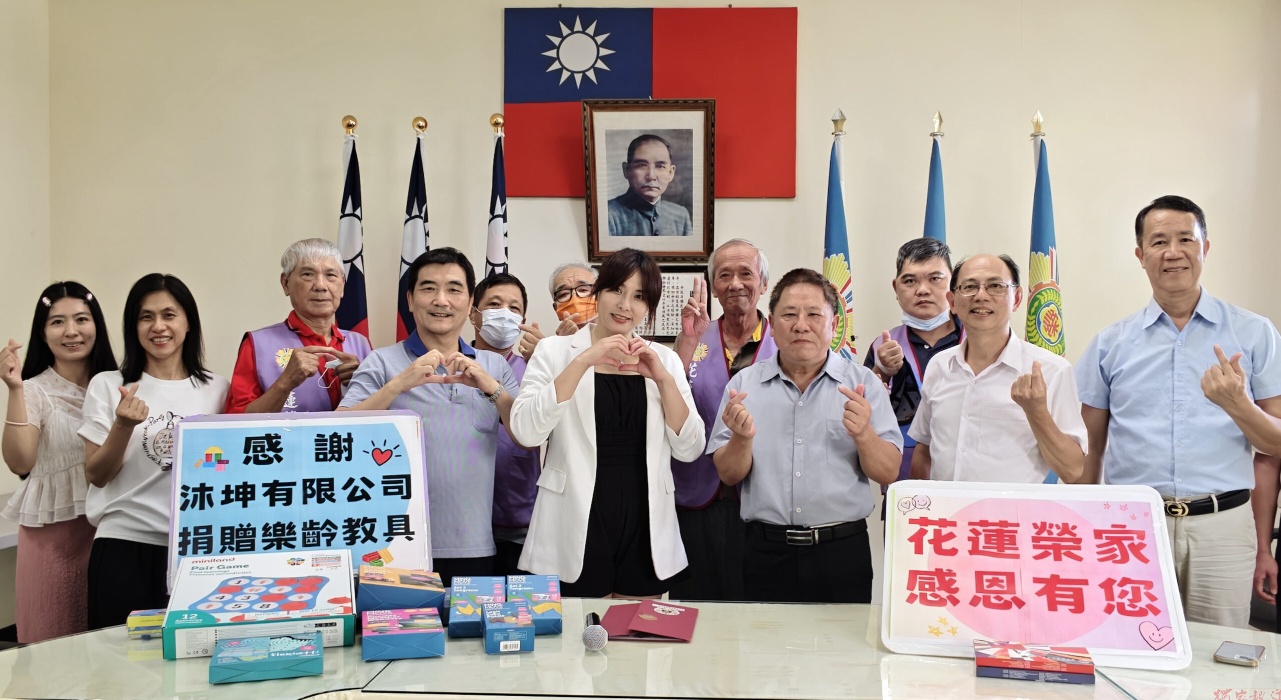 引進多元益智教具樂活晚年 花蓮榮家陪伴長輩玩出智慧 引進多元益智教具樂活晚年 花蓮榮家陪伴長輩玩出智慧
