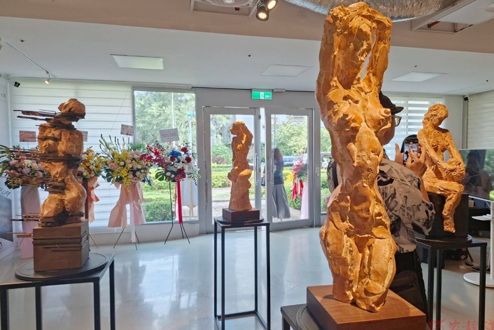 【影音】無盡藏推出視覺饗宴「風情。人間 —無盡藏藝大展」 【影音】無盡藏推出視覺饗宴「風情。人間 —無盡藏藝大展」