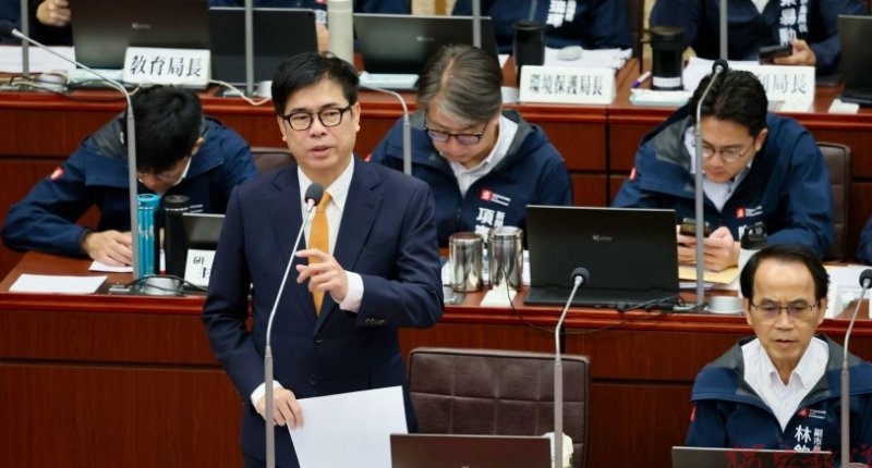陳其邁回應彌陀機場可行性評估 強調捷運紫線將持續爭取中央審查 陳其邁回應彌陀機場可行性評估 強調捷運紫線將持續爭取中央審查
