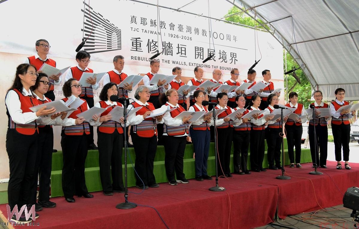 真耶穌教會戶外公園詩歌音樂會 傳揚神恩典福音感動人心 真耶穌教會戶外公園詩歌音樂會 傳揚神恩典福音感動人心