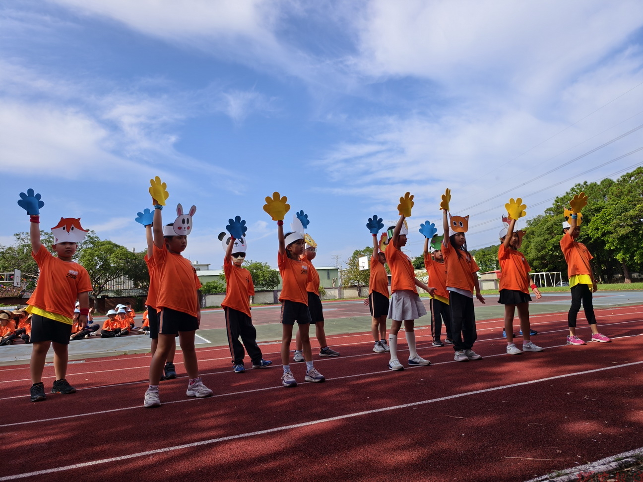 桃園市中興國小社區運動會 仕紳師生同跳健康操展向心力 桃園市中興國小社區運動會 仕紳師生同跳健康操展向心力