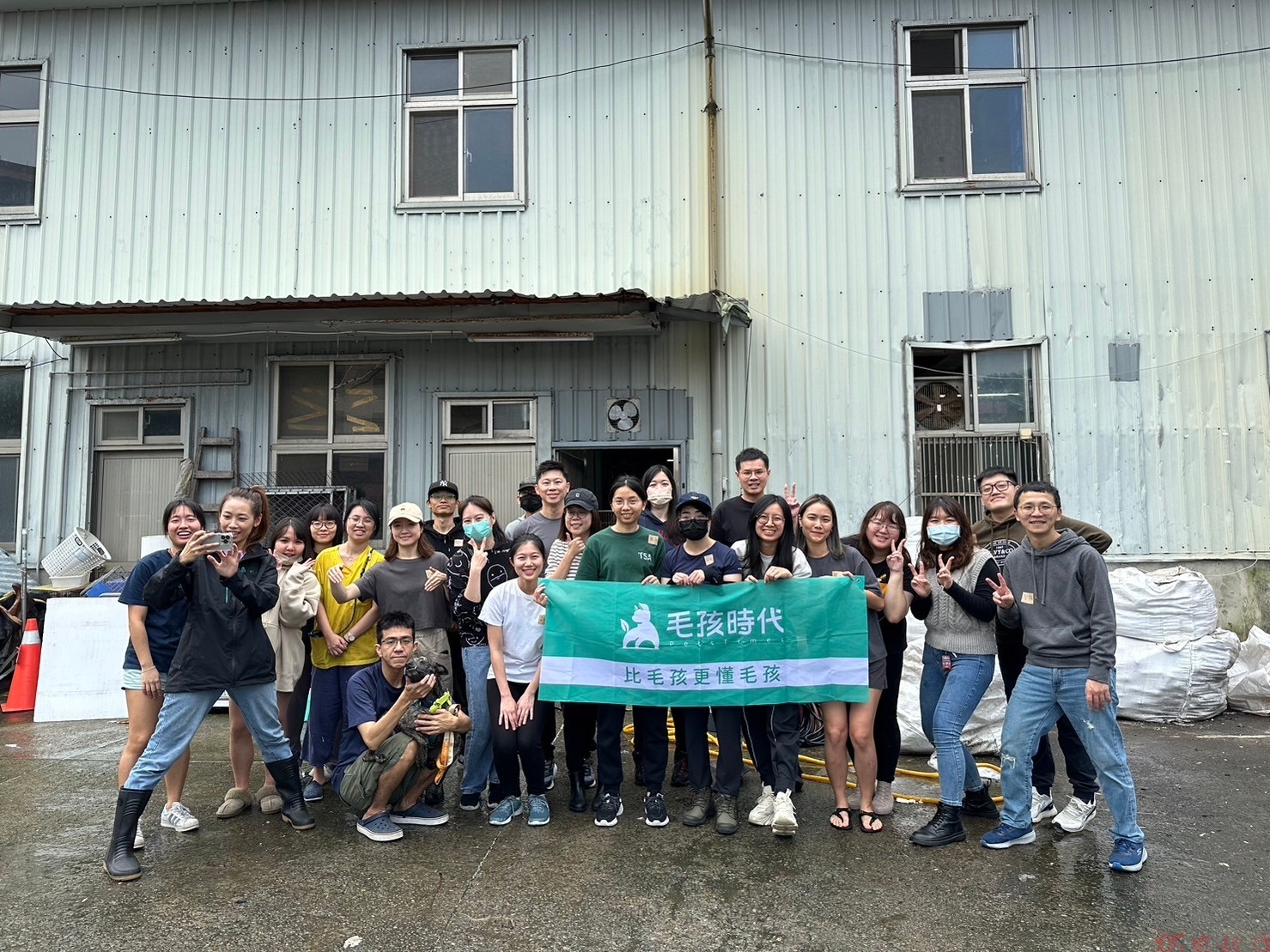毛孩時代累計捐贈近2噸飼料!品牌創辦人盧胤勳分享投入動保公益初衷 毛孩時代累計捐贈近2噸飼料!品牌創辦人盧胤勳分享投入動保公益初衷